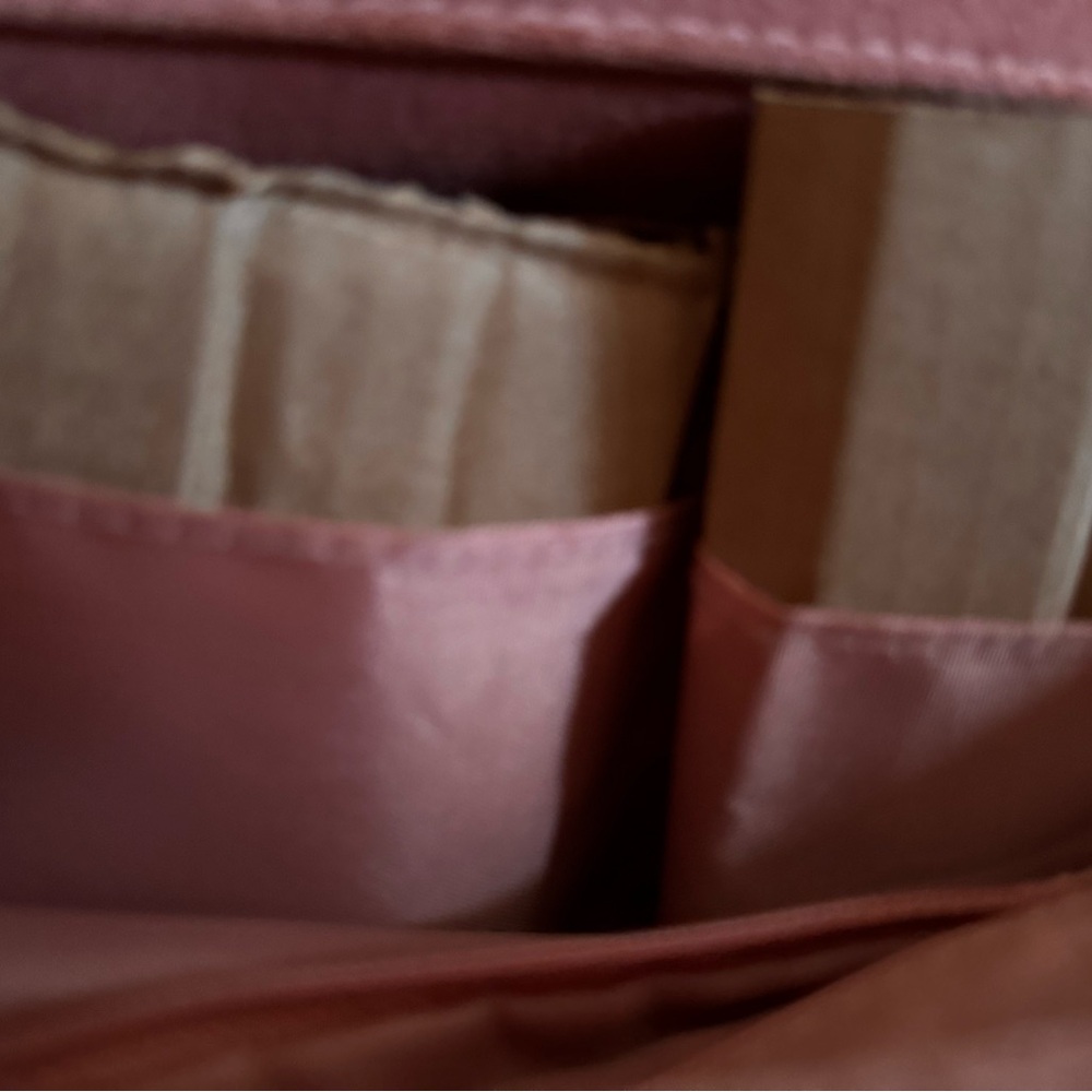 VINTAGE AVON Embroidered Pink Handbag W/Solid Wood Handles! - Picture 13 of 14